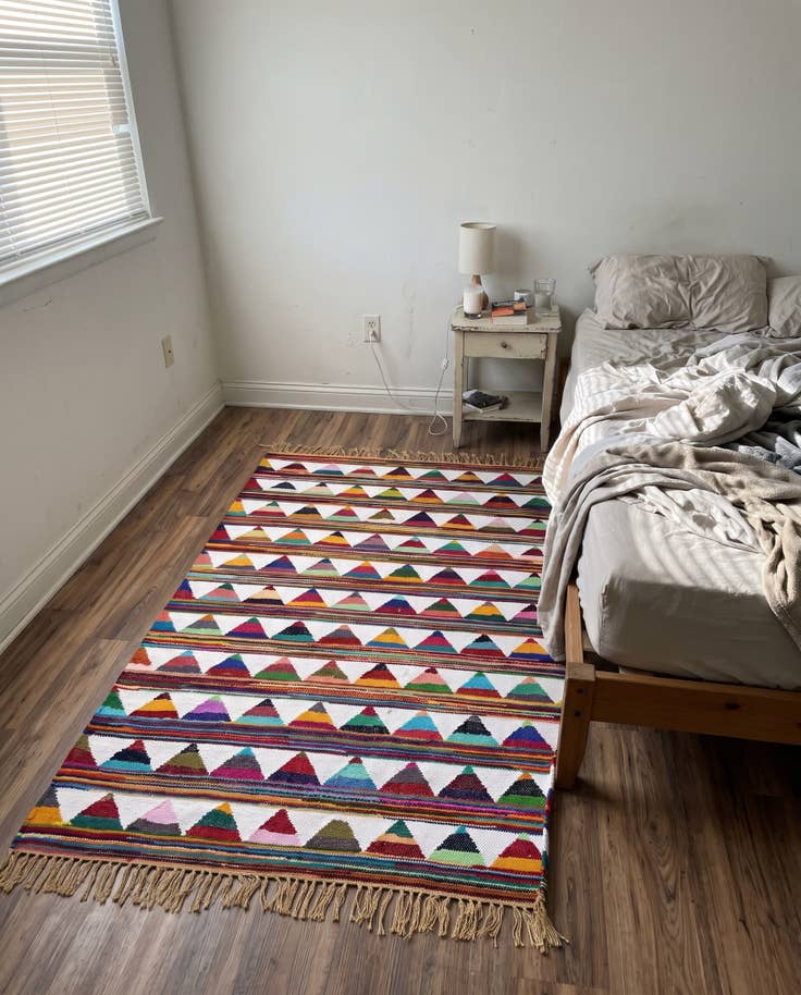 Detail image of 4' 1 x 6' 1 Addison · Geometric Chindi Rug, multi