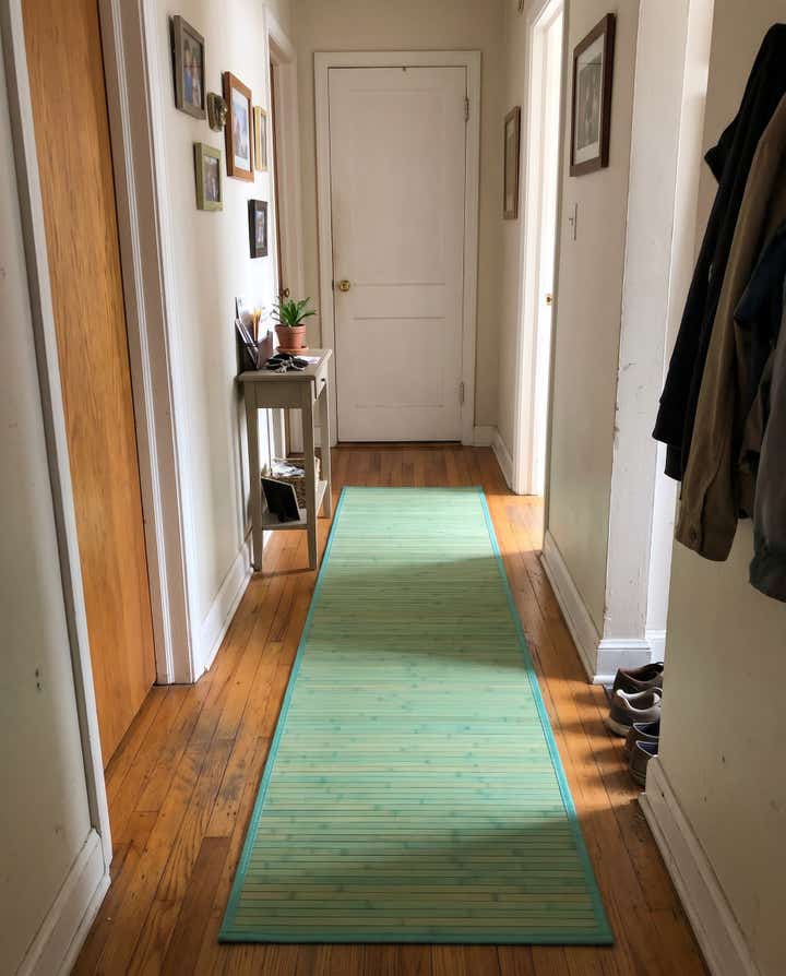 2' x 8' Nora · Border rug, aqua