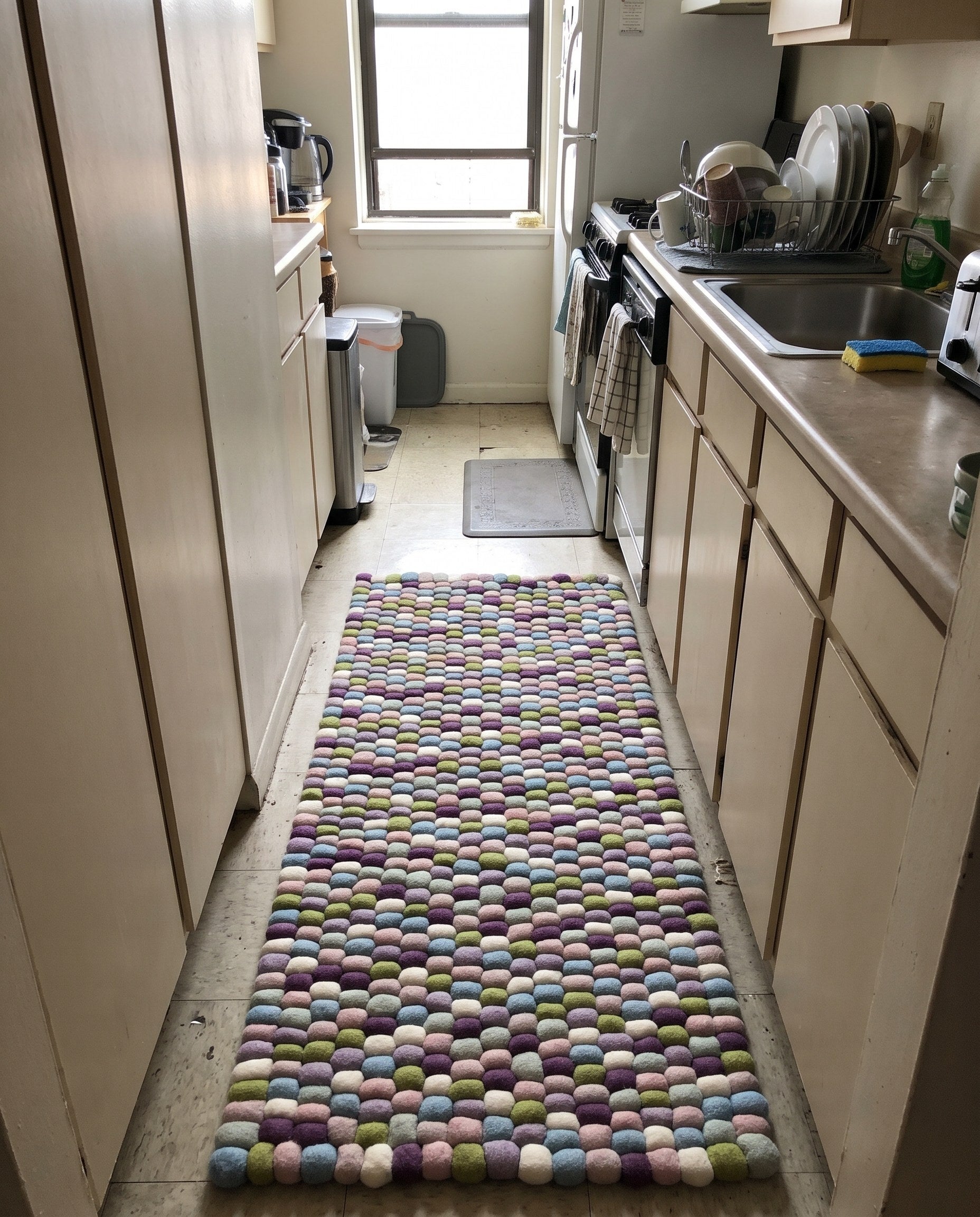 2' x 5' 1 Hawthorne · Pebbled Wool Rug, purple and pink
