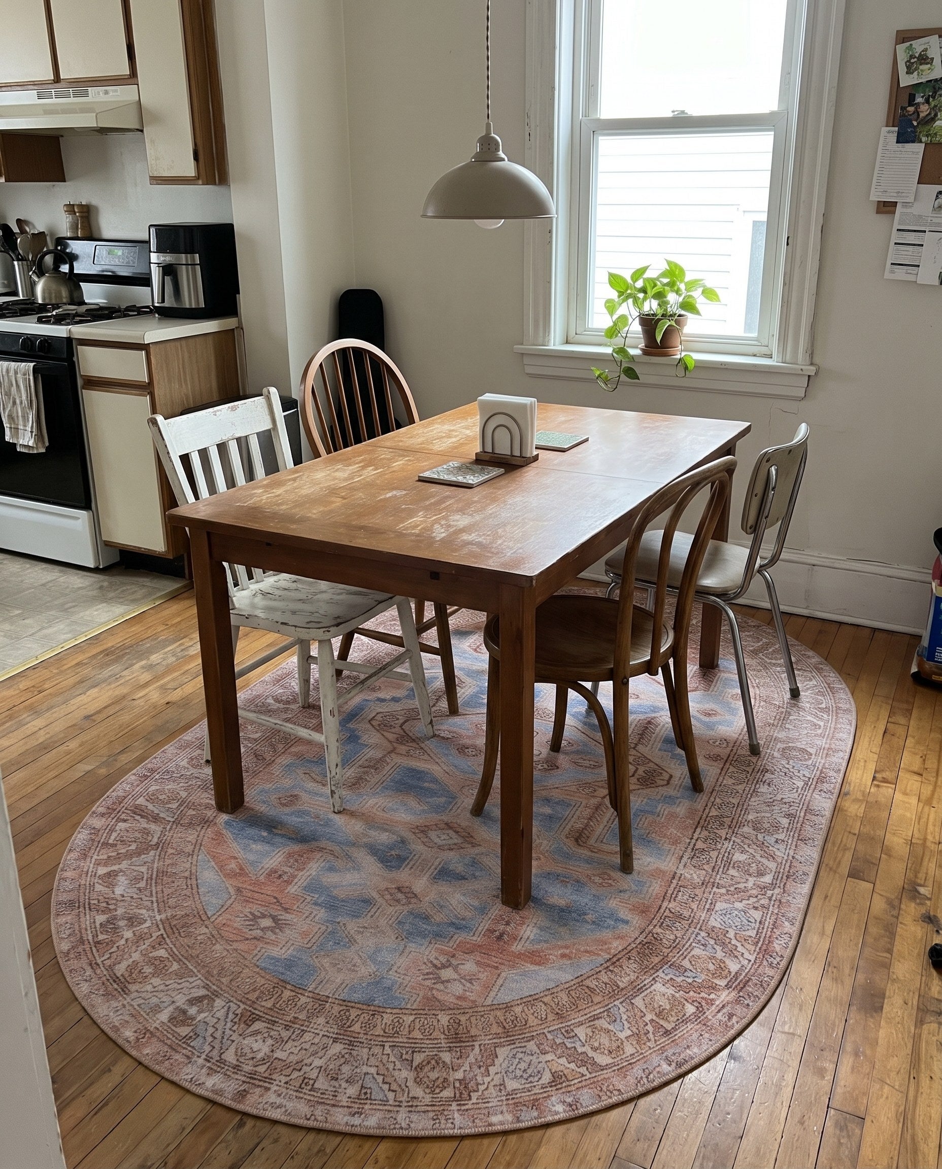 2' x 3' Walford · Medallion Washable Rug, blue and rust