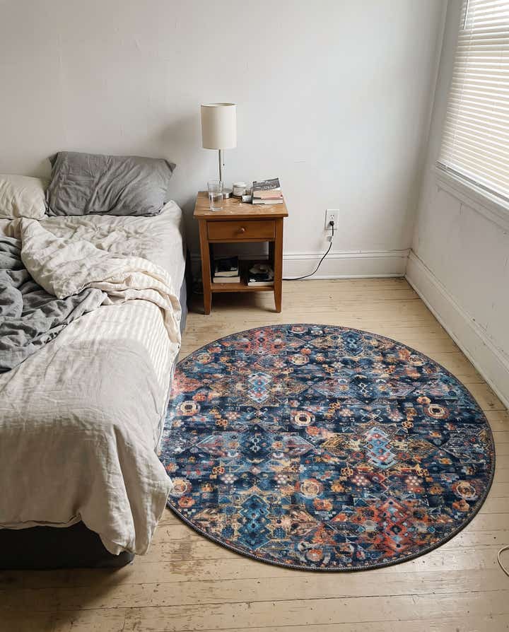 3' 6 x 3' 6 Waters · Geometric Washable Rug, multi