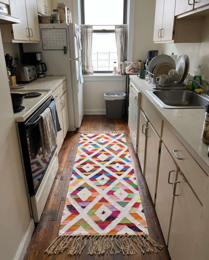 2' 2 x 6' 1 Malley · Diamond Chindi Rug, multi