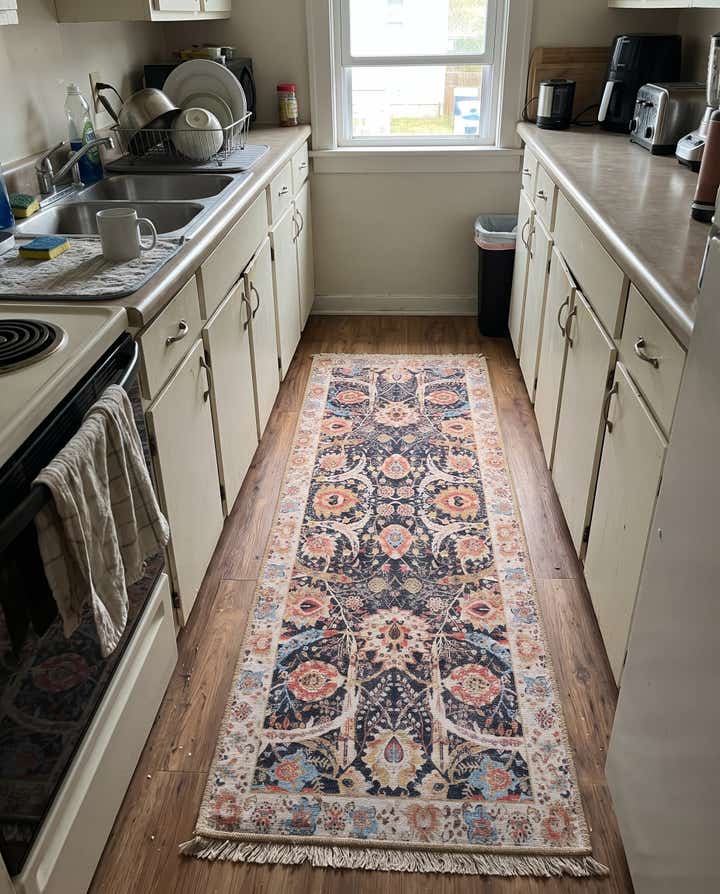 2' x 5' 1 Starr · Floral Washable Rug, black and red