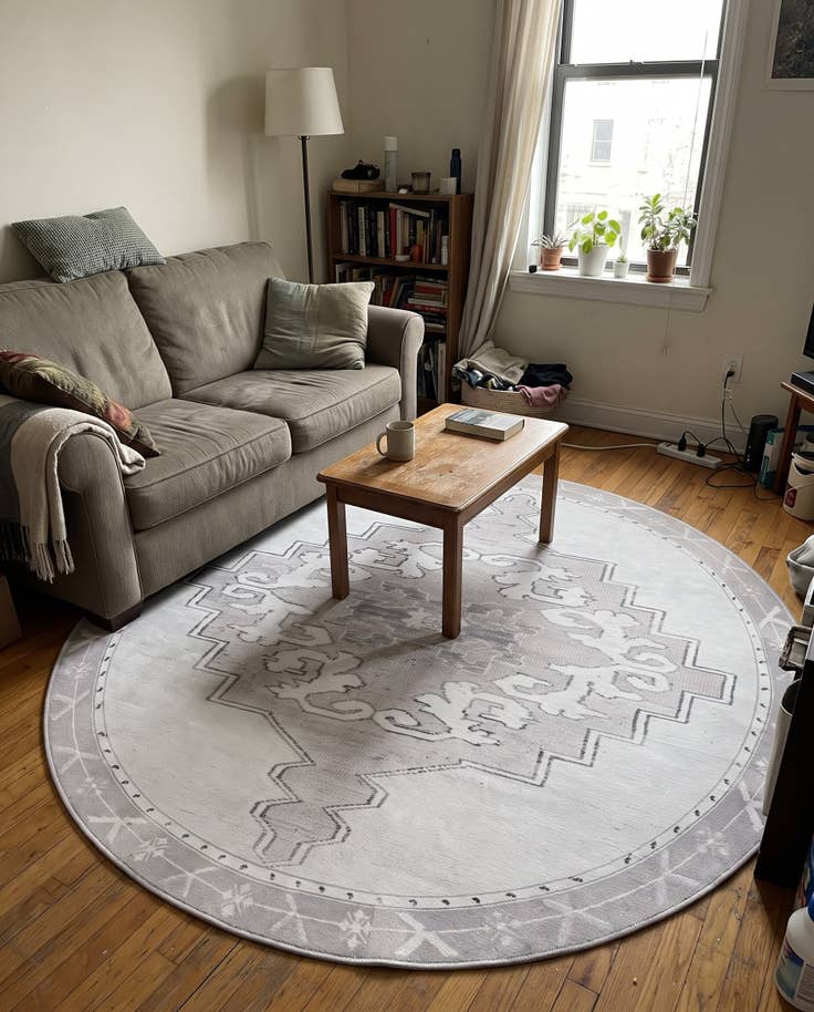 Detail image of 7' 7 x 7' 7 Sanderson · Medallion Washable Rug, gray and white
