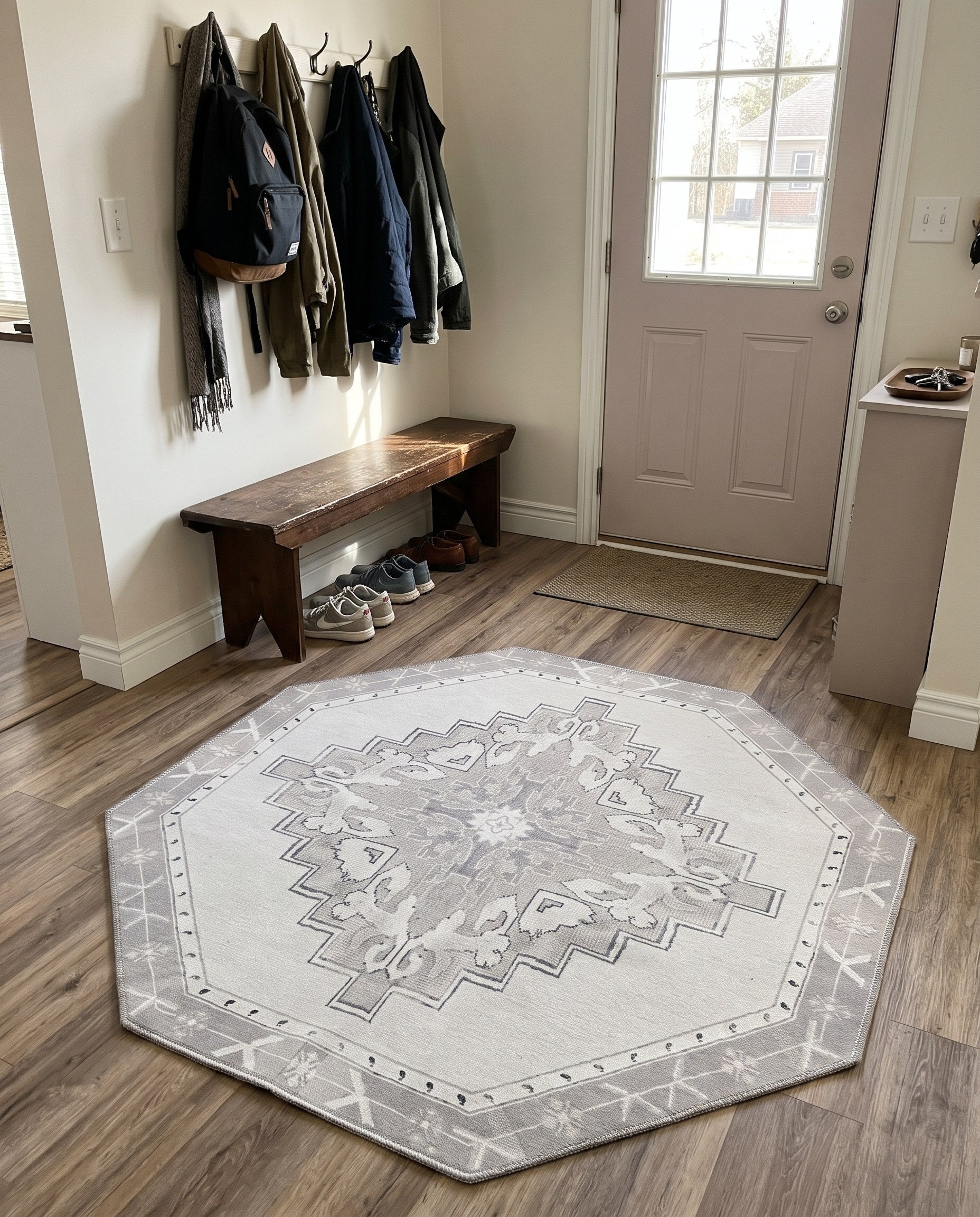 5' x 5' Sanderson · Medallion Washable Rug, gray and white