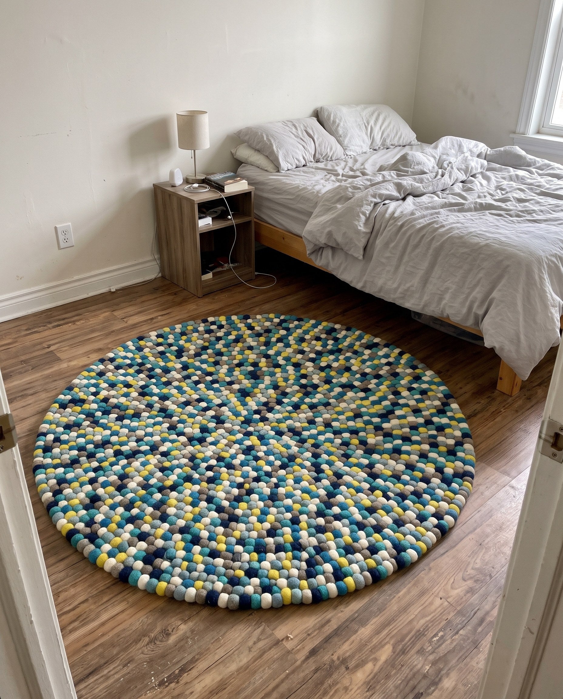 7' 10 x 7' 10 Hawthorne · Pebbled Wool Rug, blue and multicolor
