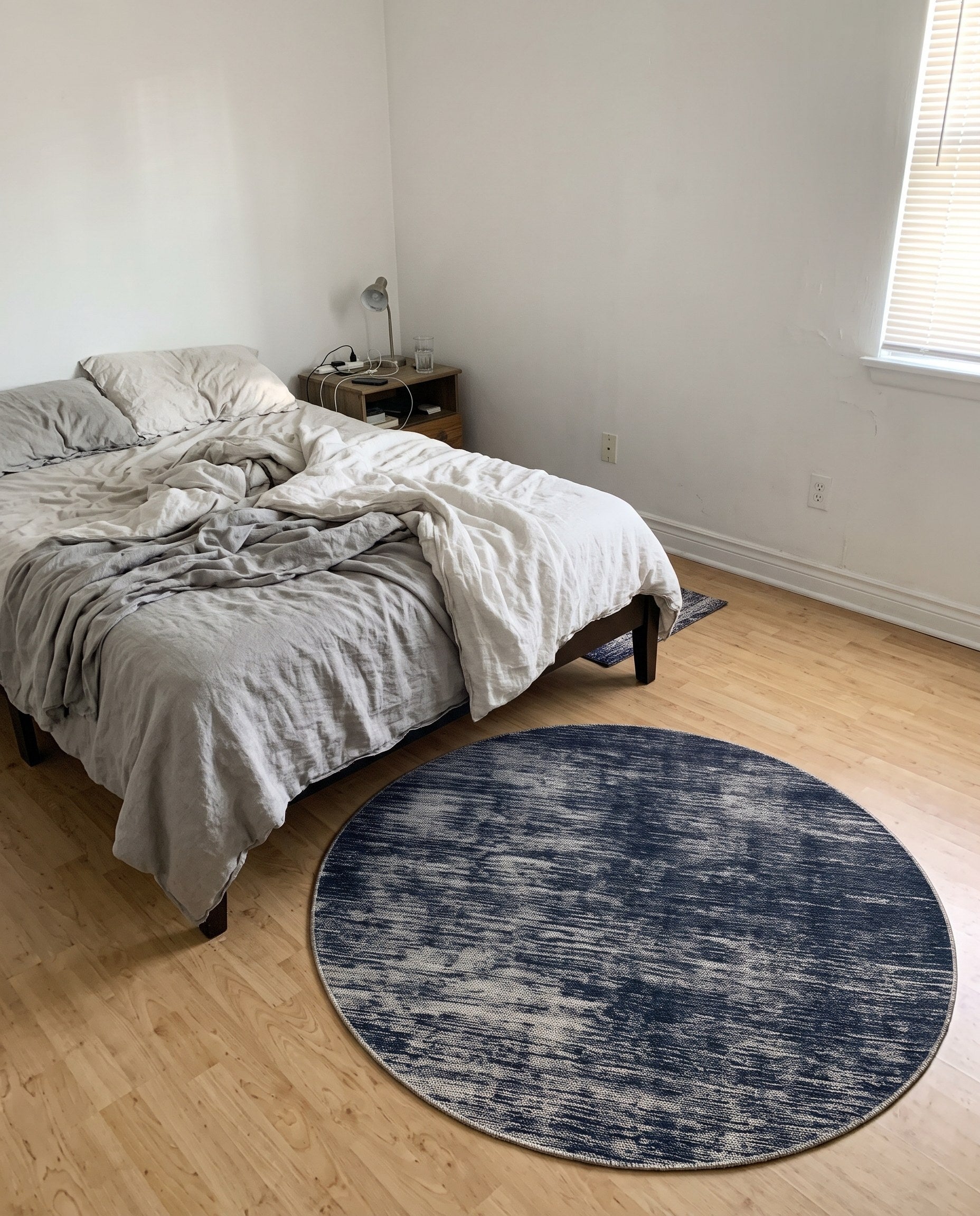 5' x 5' Prewitt · Gradient lines rug, gray and ivory