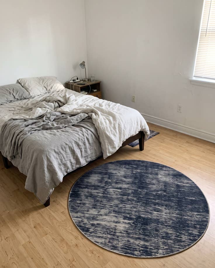Detail image of 5' x 5' Prewitt · Gradient lines rug, gray and ivory