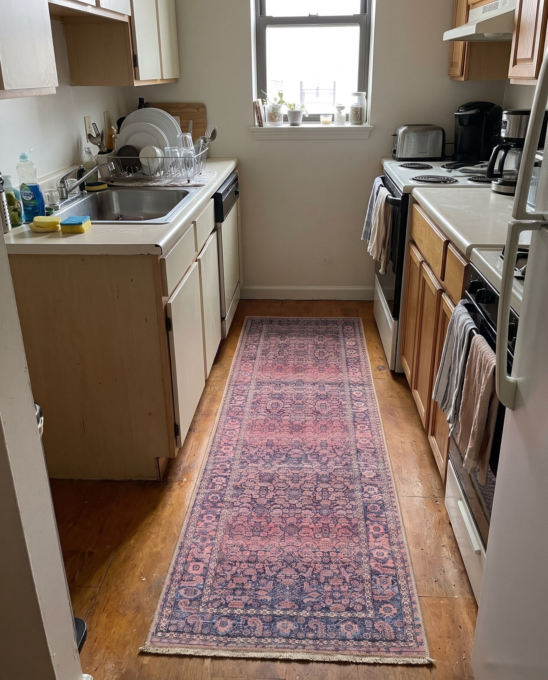 2' x 6' Monterey · Border Washable Rug, navy