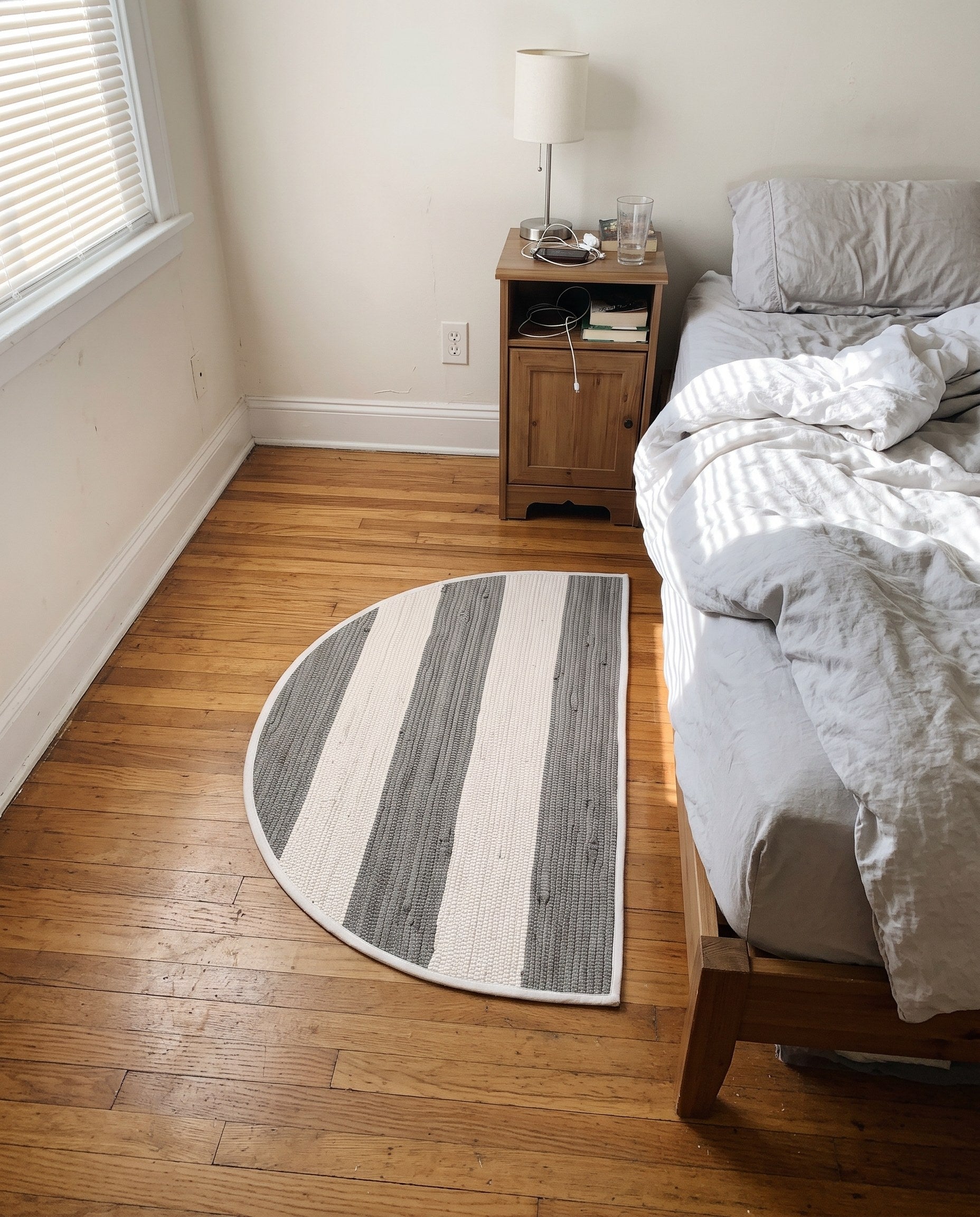 2' 2 x 3' 7 Flagstaff · Striped Chindi Rug, gray and ivory