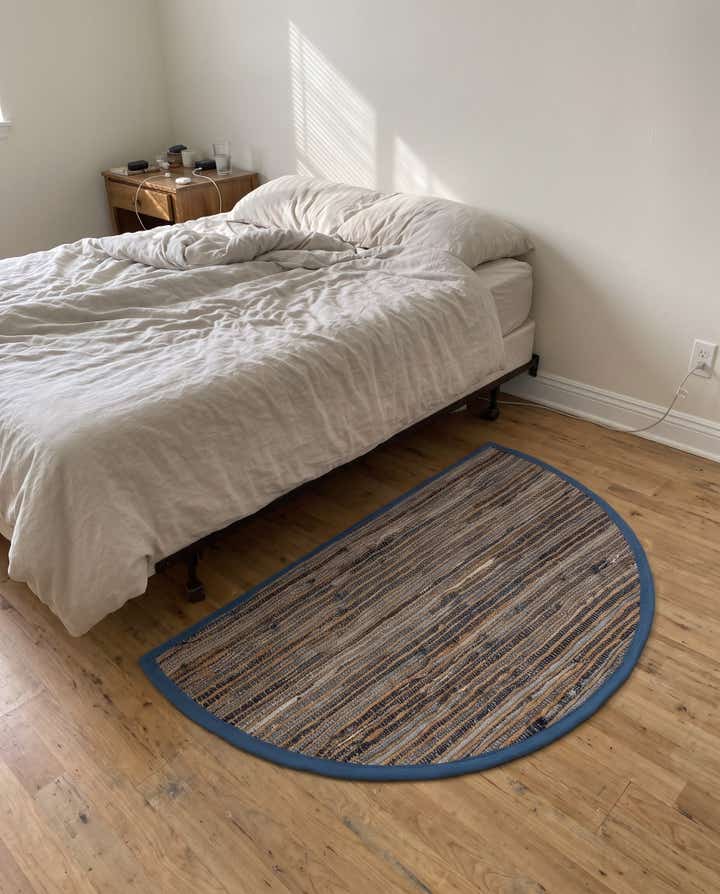 2' 2 x 3' 7 Milbank · Border Chindi Rug