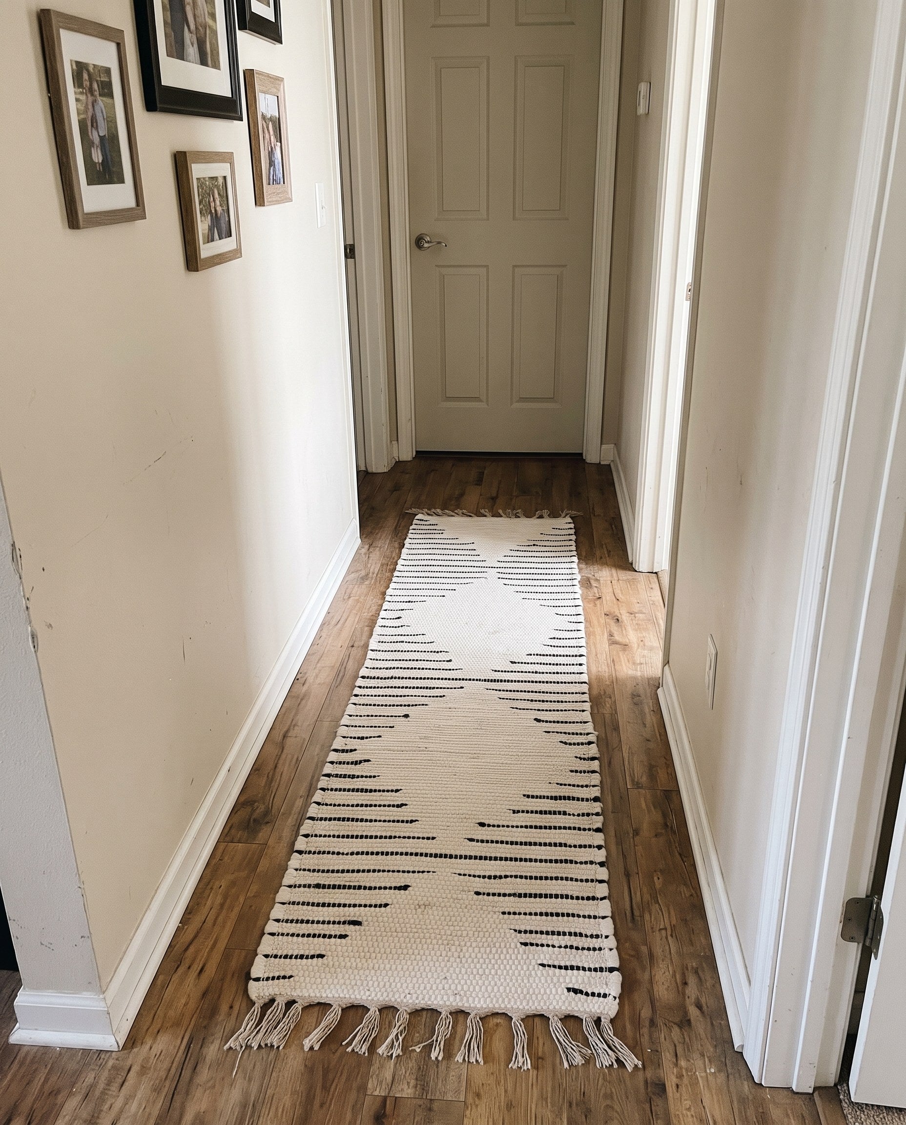 1' 2 x 8' Roper · Lines Chindi Rug
