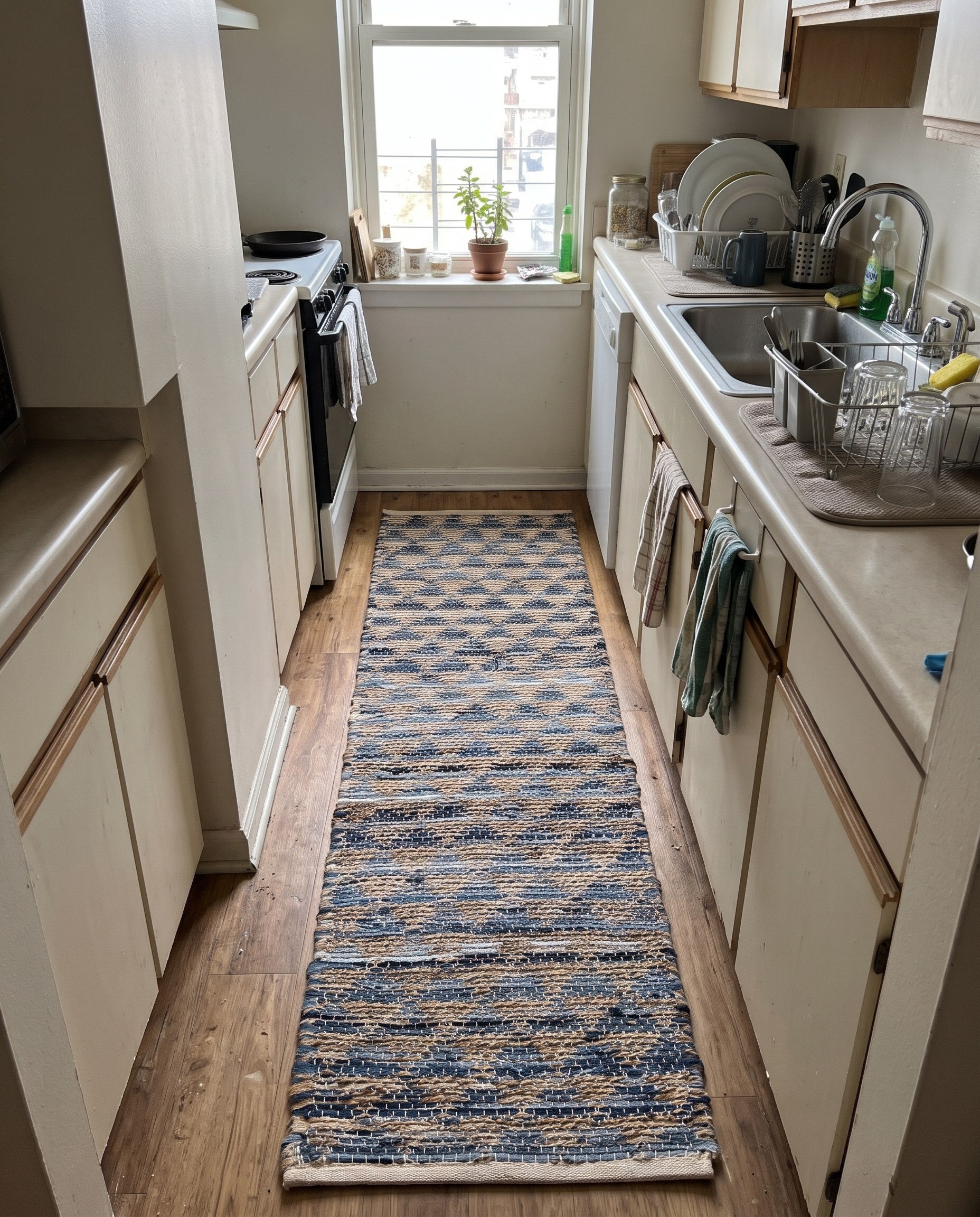 1' 2 x 6' 1 Ashby · Striped Chindi Rug