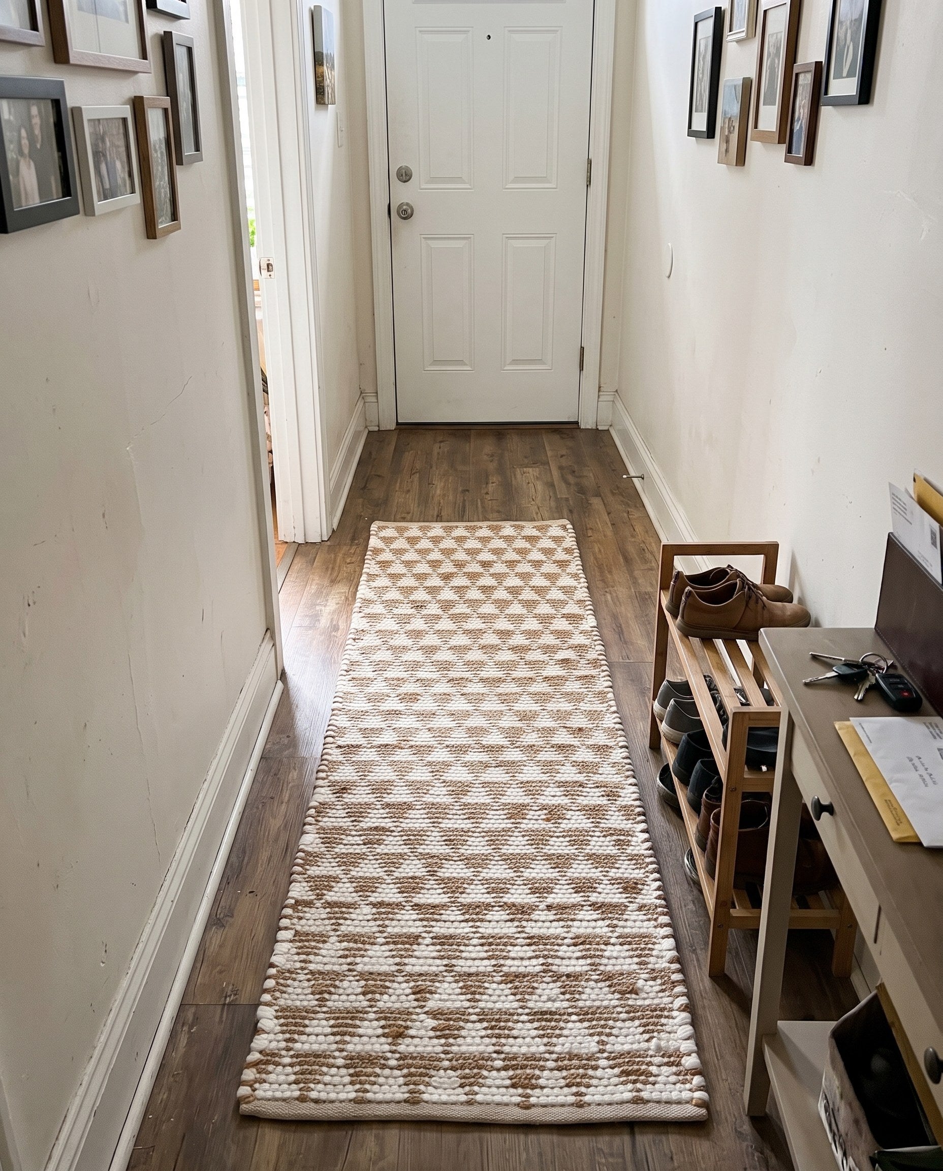 1' 2 x 5' 1 Ashby · Geometric Chindi Rug, white and natural
