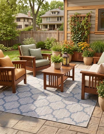 Gray Easy-Clean Lattice Indoor / Outdoor Rug