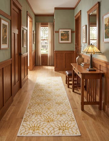 2' x 10' Marilyn Monroe™ Glam Dahlia Runner Rug