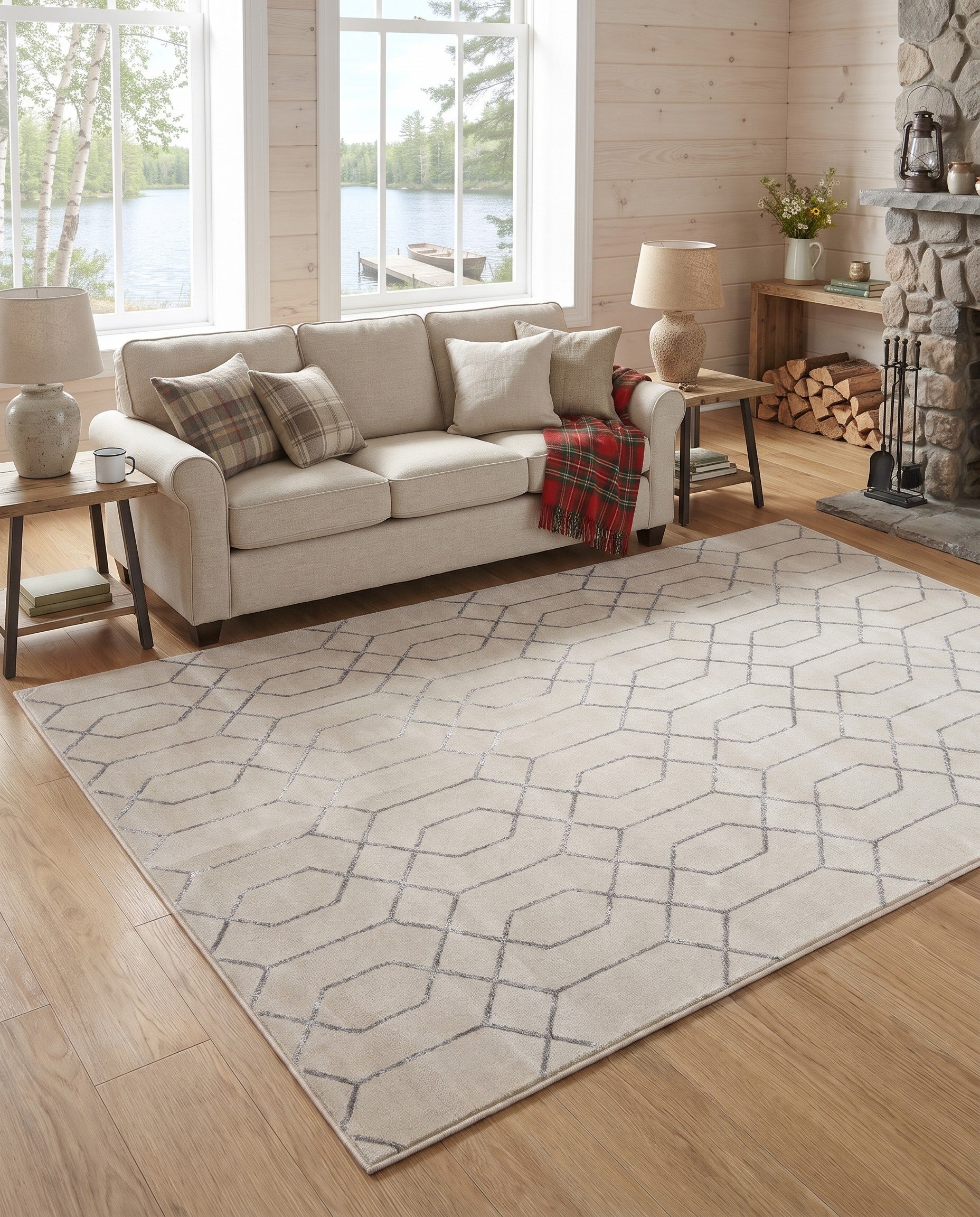5' 3 x 8' Marilyn Monroe™ Glam Trellis Rug