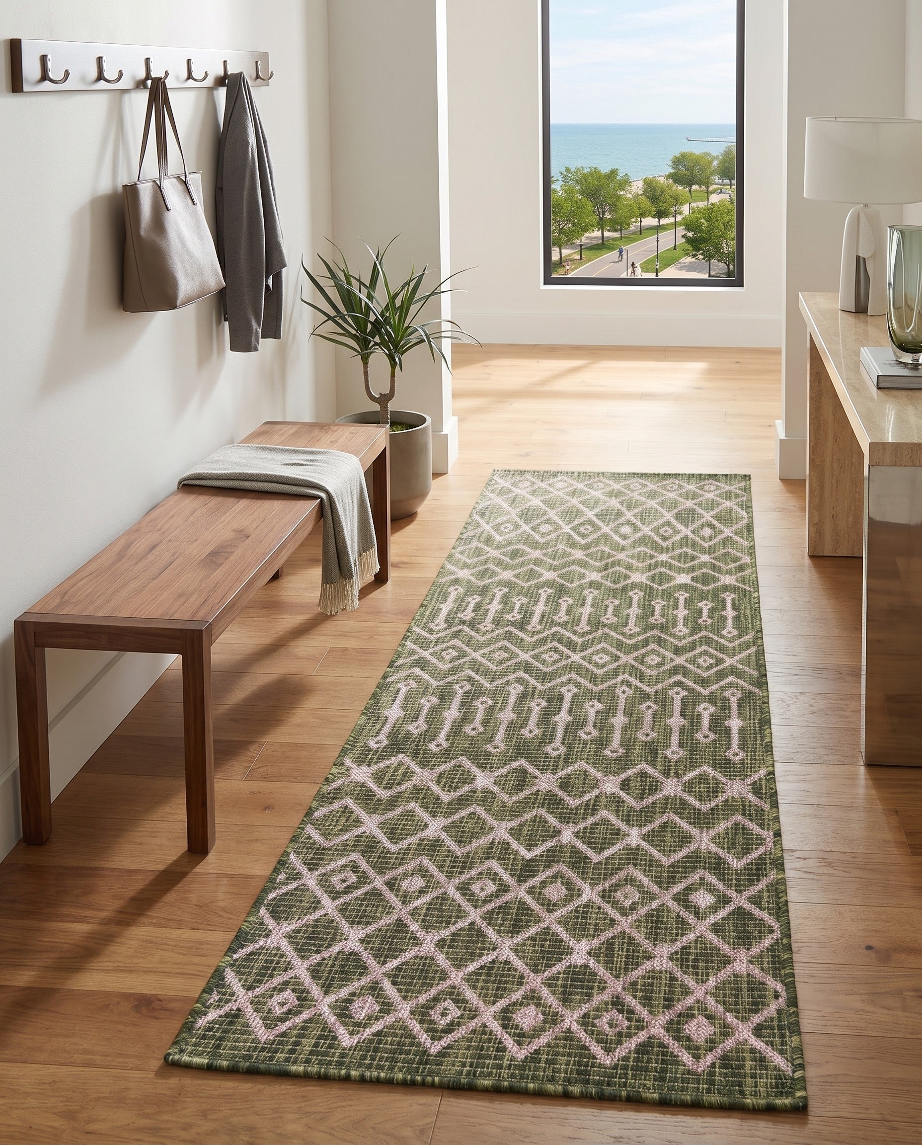 2' x 6' Easy-Clean Lattice Indoor / Outdoor Runner Rug