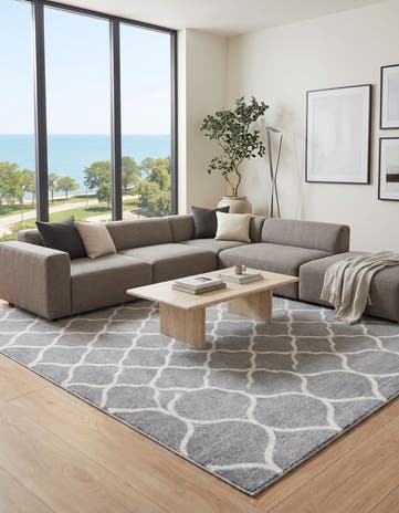 Light Gray Lattice Frieze Rug
