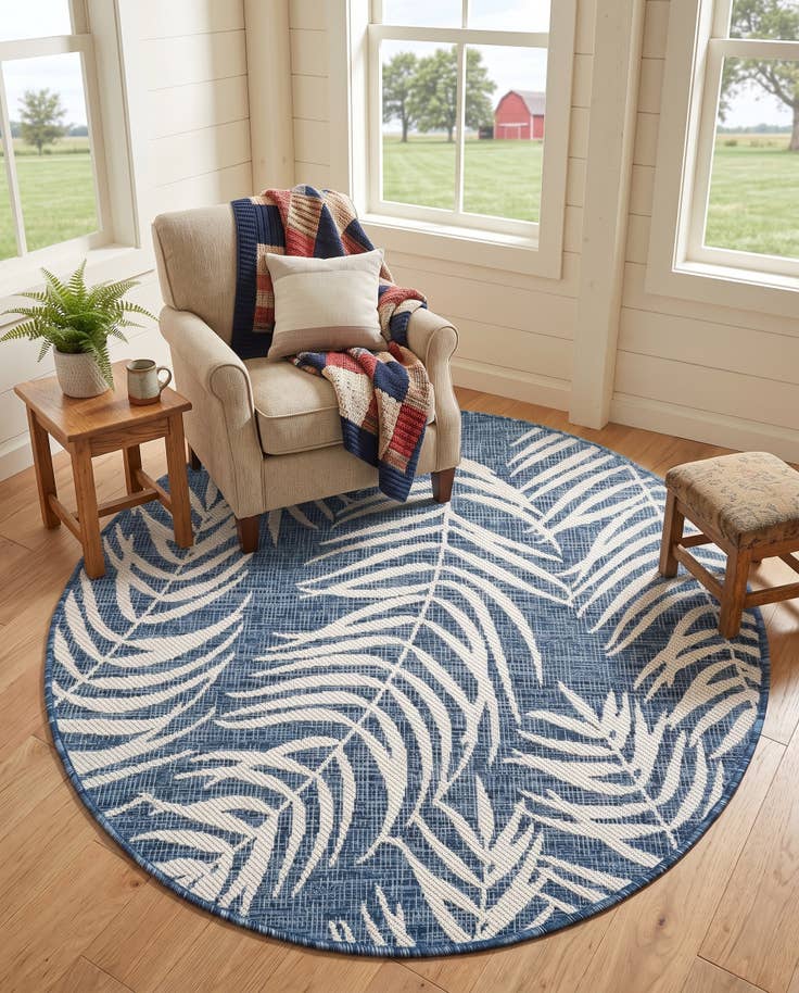 Detail image of 4' x 4' Easy-Clean Botanical Indoor / Outdoor Round Rug