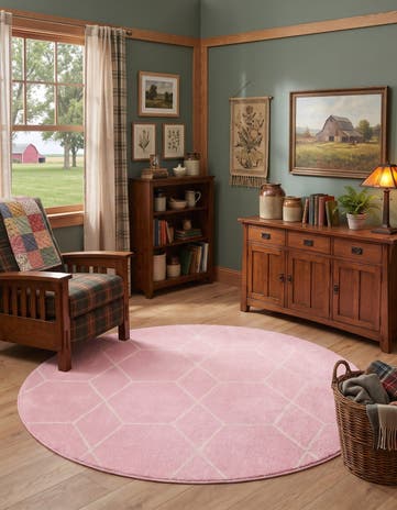 Light Pink Lattice Frieze Round Rug
