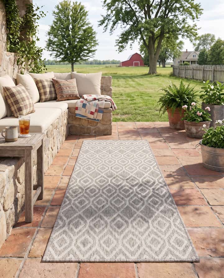 2' x 6' Easy-Clean Jill Zarin Turks and Caicos Indoor / Outdoor Runner Rug