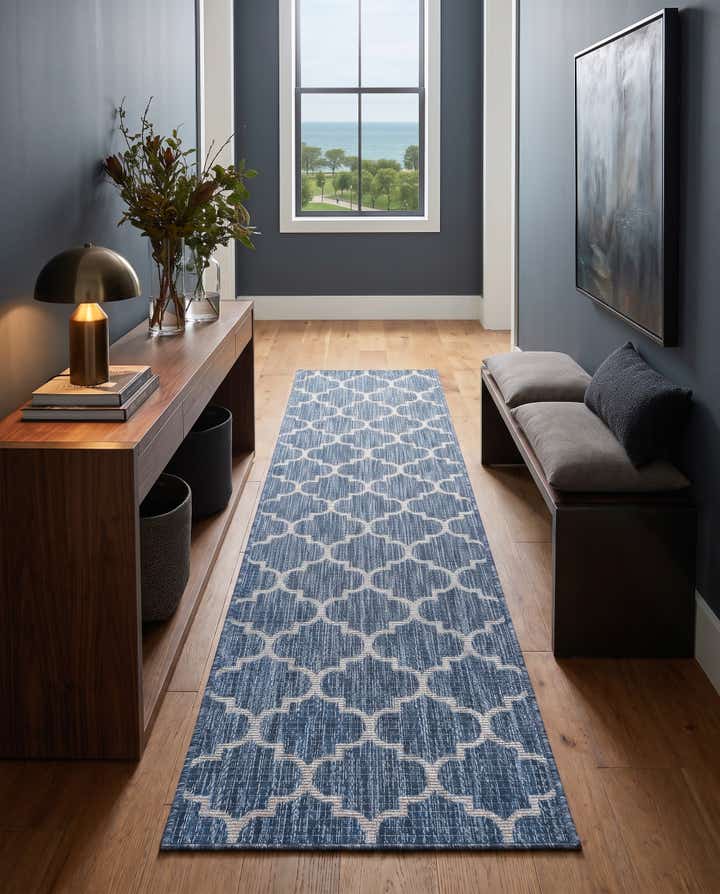 2' x 8' Easy-Clean Marina Lattice Indoor / Outdoor Runner Rug