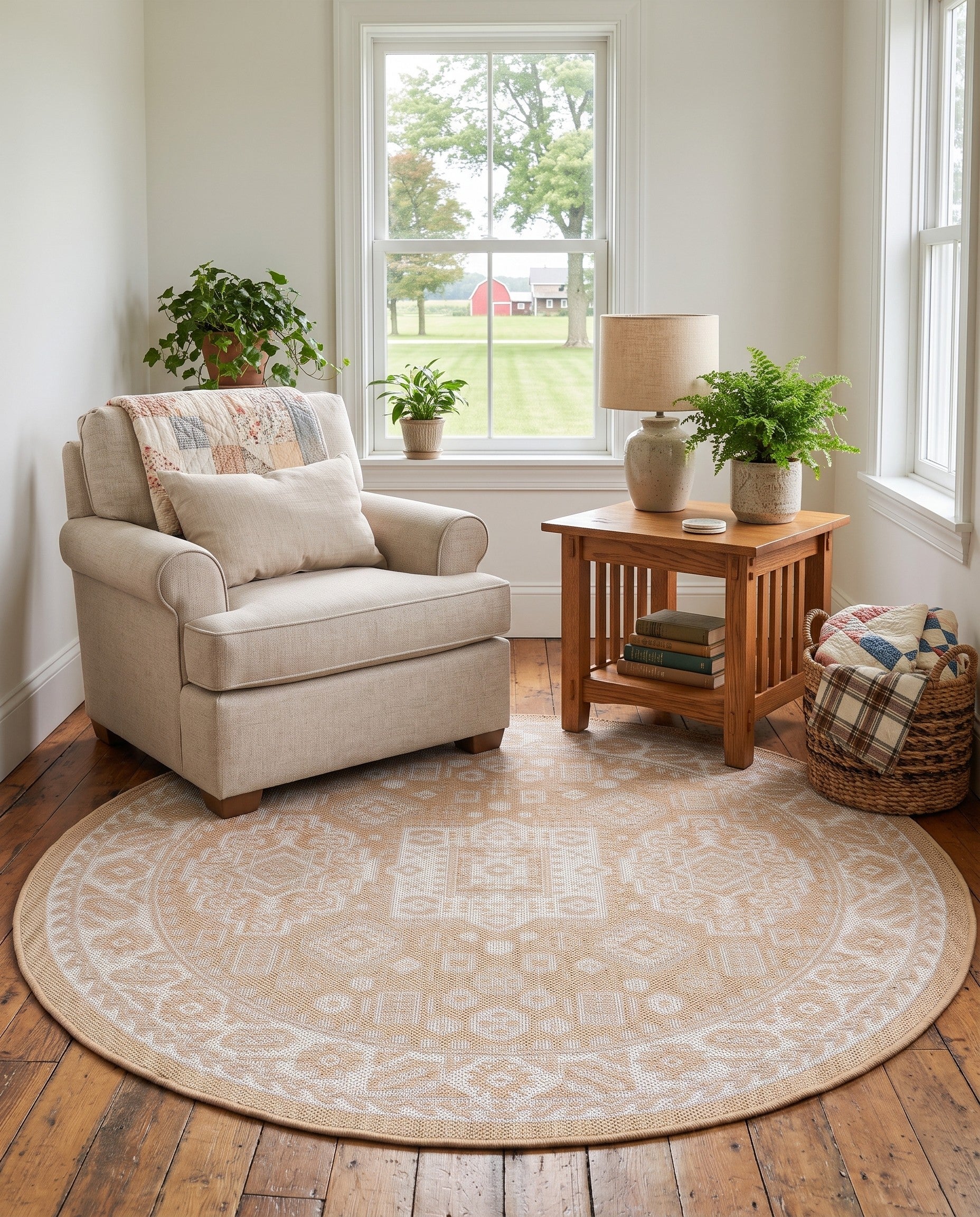 4' x 4' Easy-Clean Aztec Indoor / Outdoor Round Rug