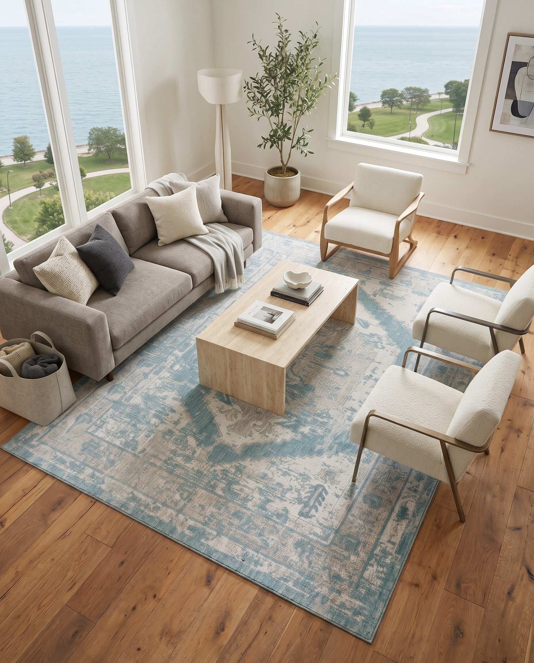 7' 10 x 11' Easy-Clean Traditional Indoor / Outdoor Rug