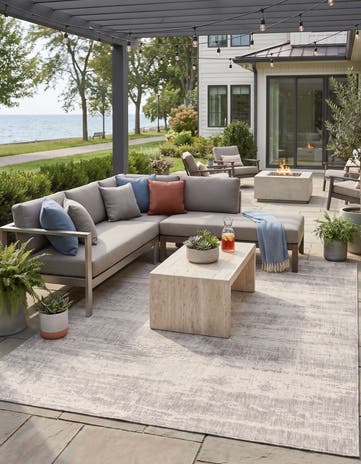 7' 10 x 11' Easy-Clean Modern Indoor / Outdoor Rug