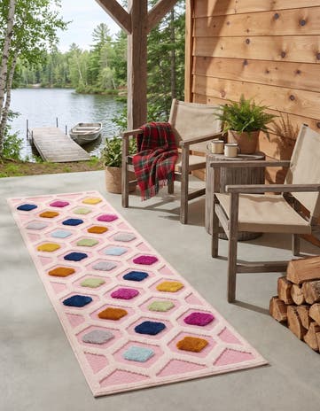 Pink Easy-Clean Aruba Indoor / Outdoor Runner Rug