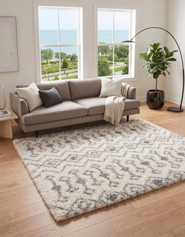 Ivory Moroccan Trellis Shag Square Rug