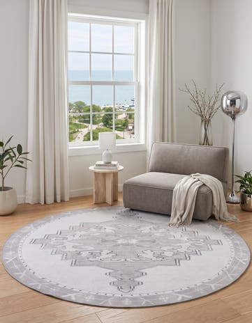 5' x 5' Washable Timeless Peregrine Round Rug