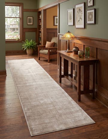 Jill Zarin 2' 7 x 14' Uptown Madison Avenue Runner Rug