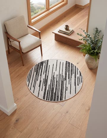 Black and White Easy-Clean Modern Indoor / Outdoor Round Rug