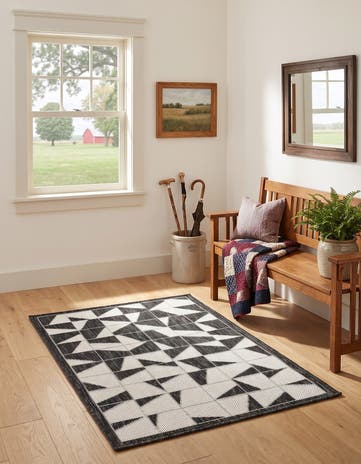 2' x 3' Easy-Clean Modern Indoor / Outdoor Rug