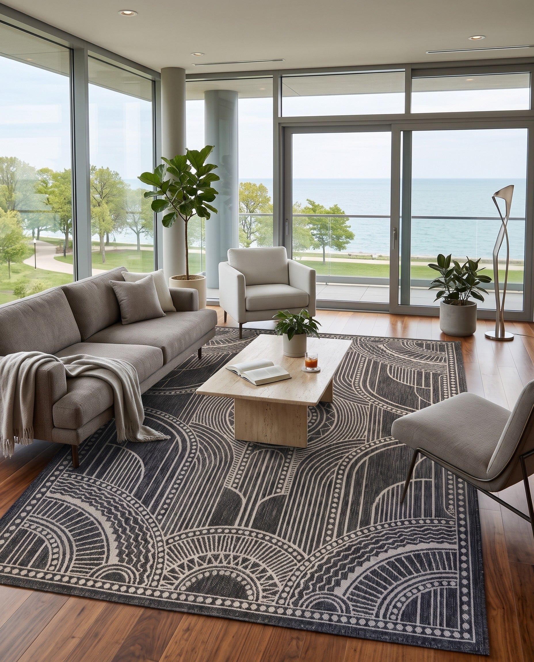 6' 1 x 9' Easy-Clean Traditional Indoor / Outdoor Rug