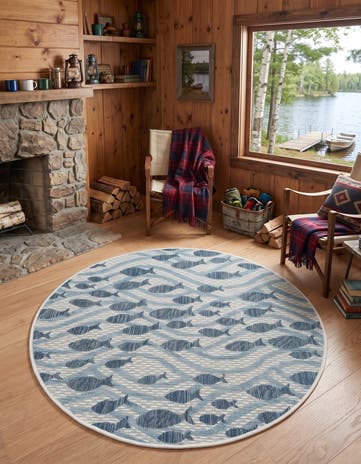 3' 1 x 3' 1 Easy-Clean Coastal Indoor / Outdoor Round Rug