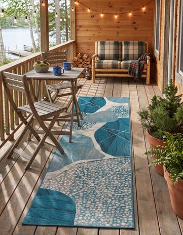 2' x 8' Easy-Clean Modern Indoor / Outdoor Runner Rug