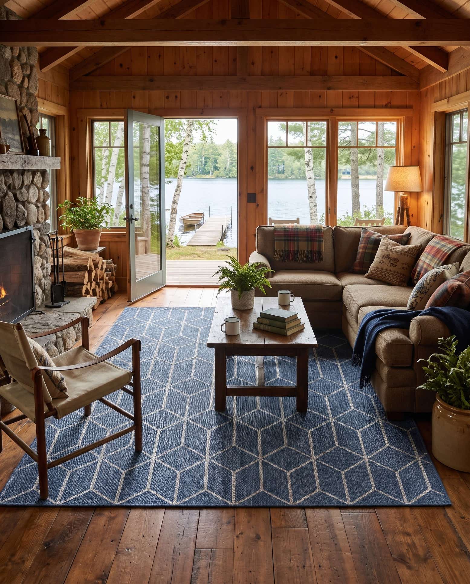 7' 10 x 10' Easy-Clean Lattice Indoor / Outdoor Rug