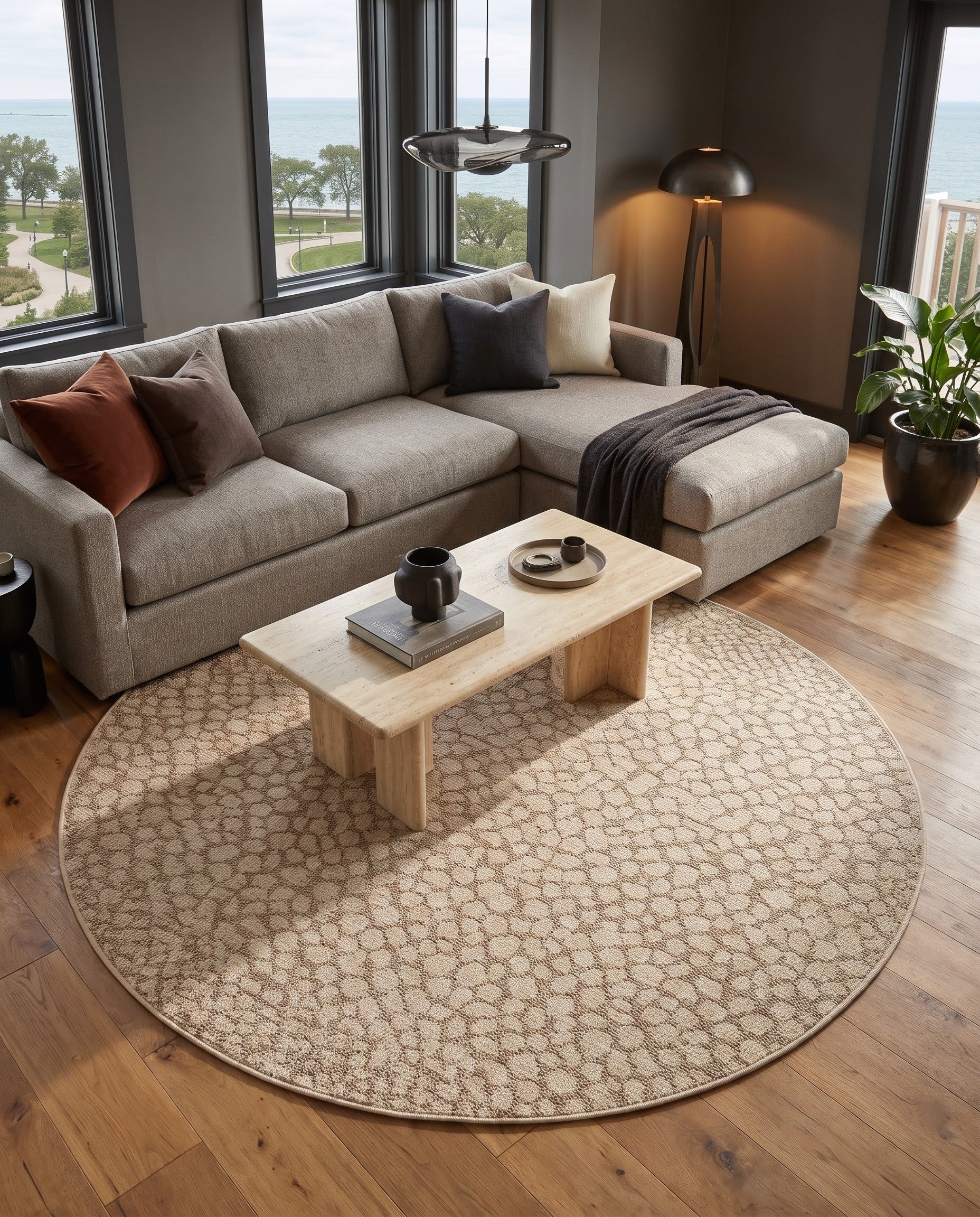 7' 10 x 7' 10 Easy-Clean Safari Indoor / Outdoor Round Rug