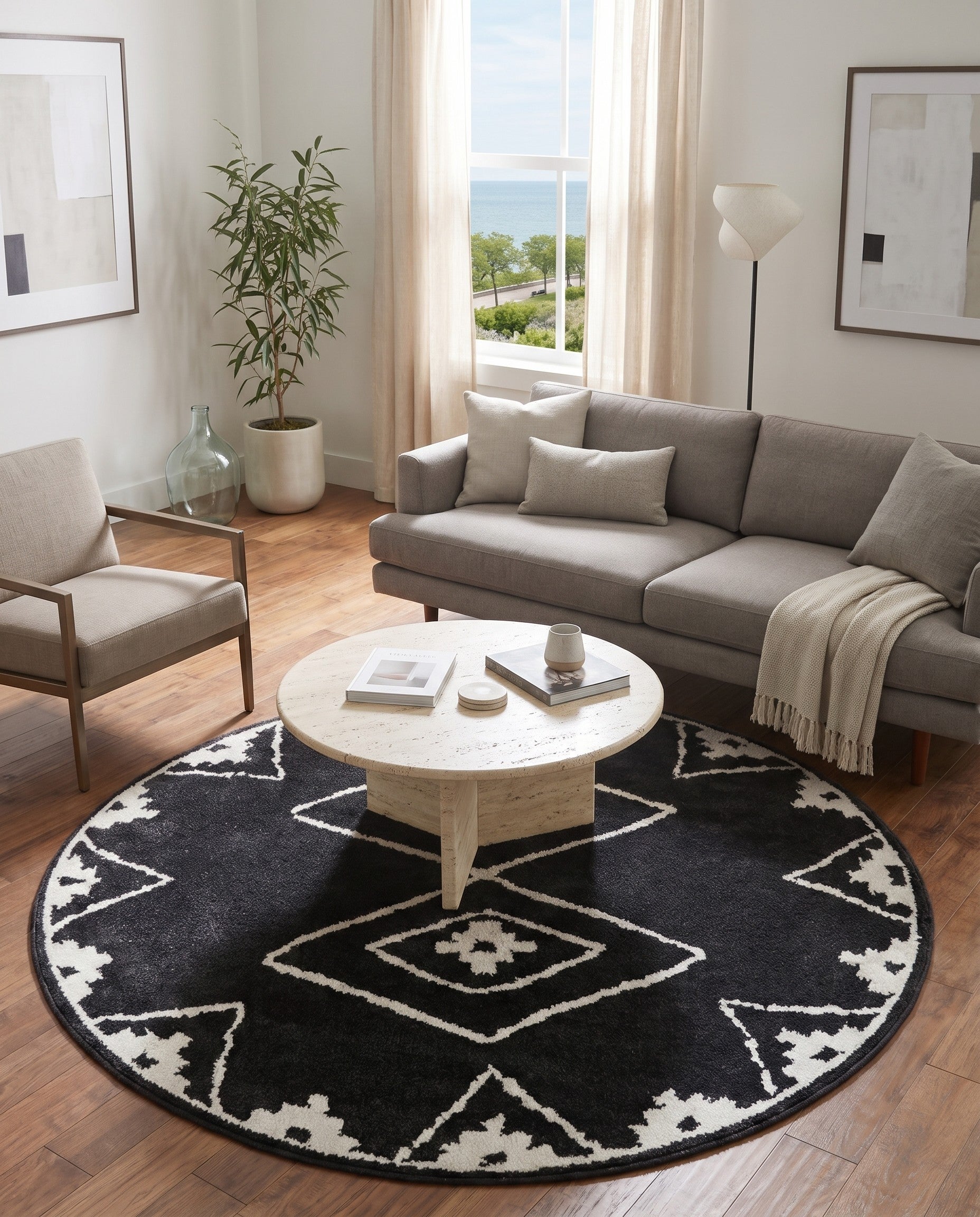 Black Oslo Round Rug