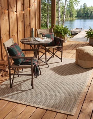 Brown Easy-Clean Border Indoor / Outdoor Rug