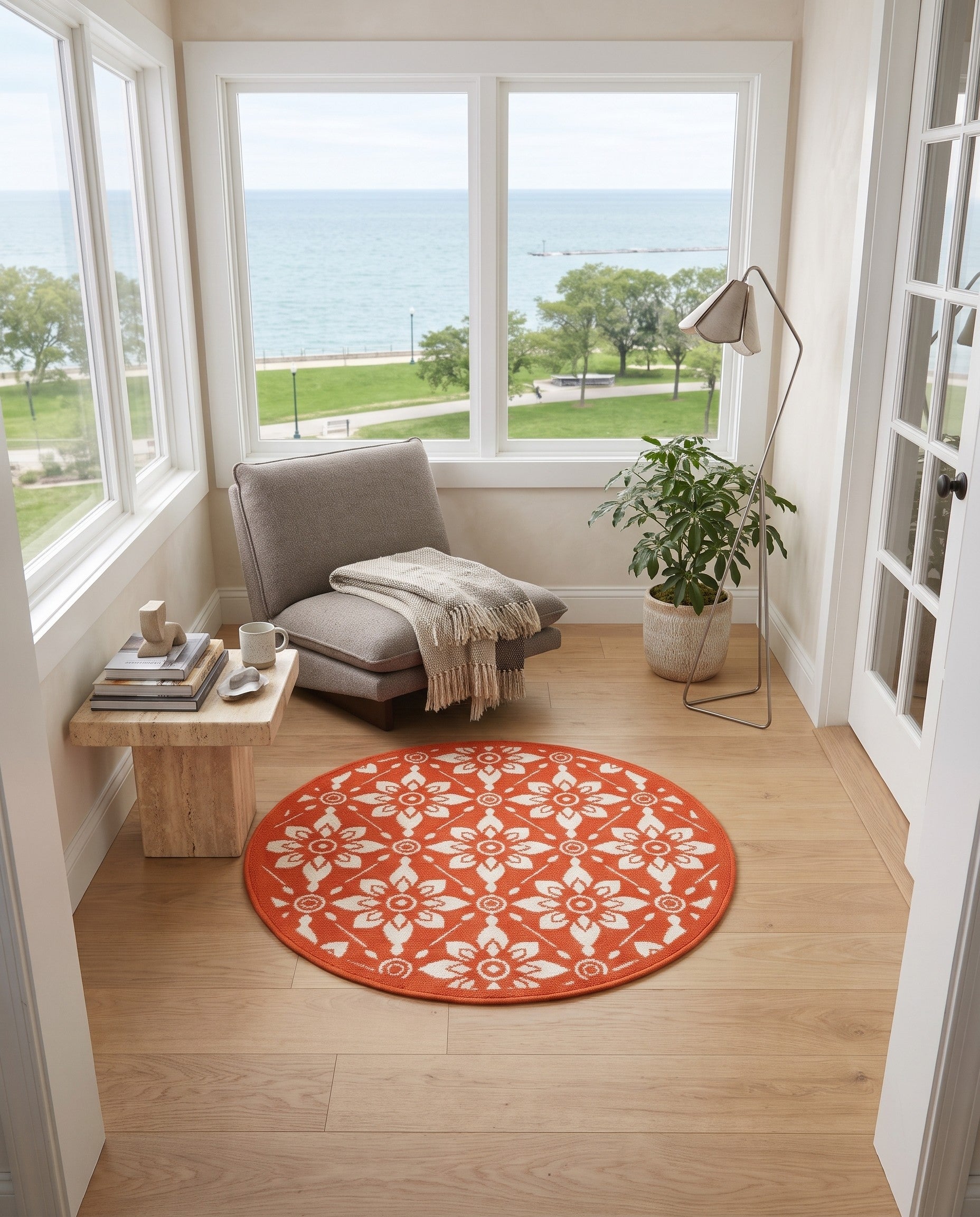 Rust Red Easy-Clean Lattice Indoor / Outdoor Round Rug