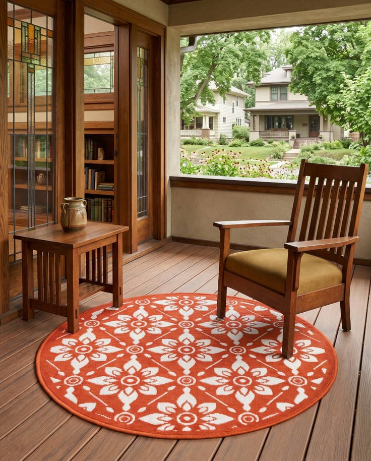 Detail image of 3' x 3' Easy-Clean Lattice Indoor / Outdoor Round Rug