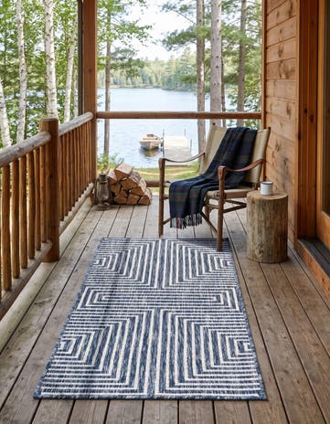 2' x 4' Easy-Clean Modern Indoor / Outdoor Runner Rug