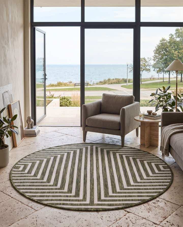 3' x 3' Easy-Clean Modern Indoor / Outdoor Round Rug