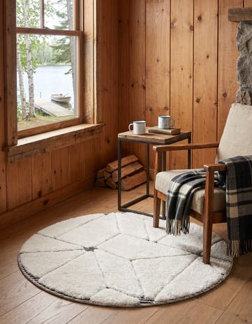Ivory White Prismatic Round Rug