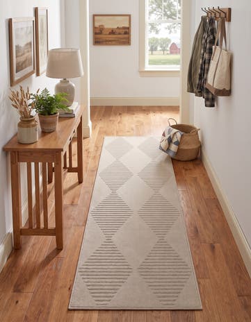 2' x 6' Contour Runner Rug