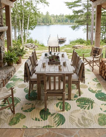 10' x 14' Easy-Clean Botanical Indoor / Outdoor Rug